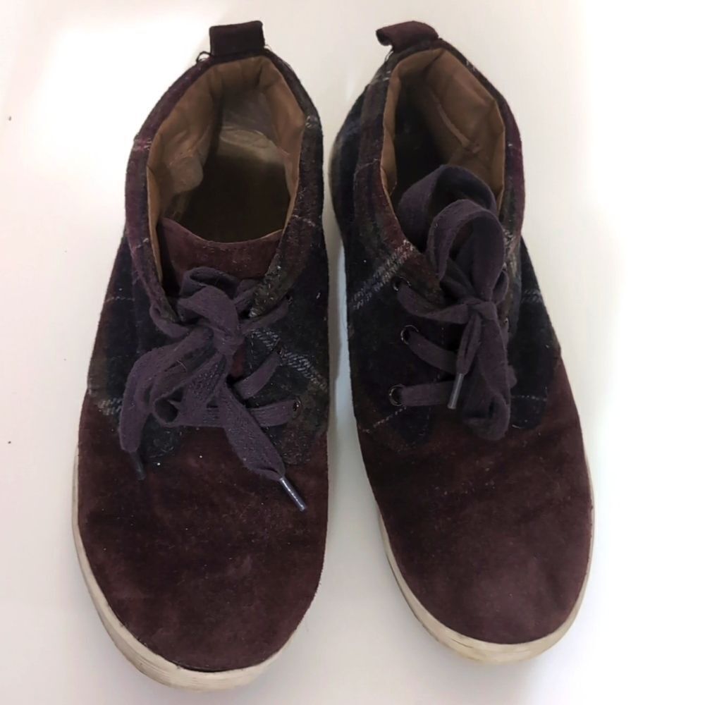 Wool plaid and leather chukka boots size 7